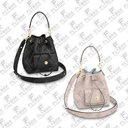 Woman Designer Luxury Fashion Casual LOCK BUCKET Backpack Schoolbag Top Quality M57687 M57688 Pouch Purse Fast Delivery