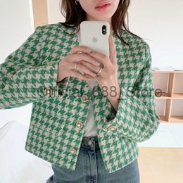 Autumn Temperament V-Neck Chic Pearl Buckle Long Sleeved Plaid Short Jacket Women Green Coats x0815