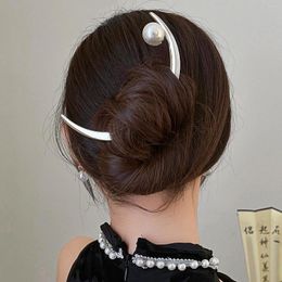 Hair Clips 2023 Women Forks Ancient Style Ornament Stick Alloy Moon Semicircle Shaped Jewellery Accessories Hairpin