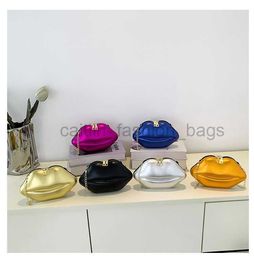 Cross Body 2023 New Personalised Lacquer Lip Shoulder Bag with Korean Fashion Chain Crossbody Bag Small and Exquisite Mouth Red Bag for Women caitlin_fashion_bags