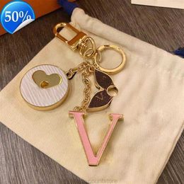Keychains Lanyards High Qualtiy Brand Designer Keychain Fashion Purse Pendant Car Chain Charm Bag Keyring Trinket Handmade Accessories Exq271f