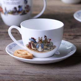 Mugs Quality Cartoon Rabbit England Style 2pcsset Bone China Coffee Tea Cup Saucer Set 250ML ceramic drinkware Home Kitchen Gift 230815