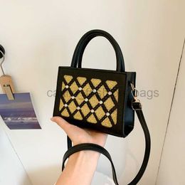Totes Women's handbag new 2023 style solid Colour grass woven diamond grid shoulder bag PU women's bag trend crossbody bag caitlin_fashion_bags