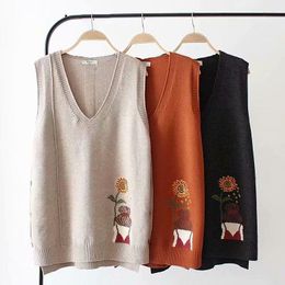 Women's Vests Autumn Knitted Vest Women V-Neck Sunflower Embroidery Long Coat Side Buttons Waistcoat Female Winter Warm Sleeveless Sweater