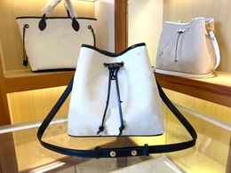 Fashion designer leather bag, women's handbag, high-quality crossbody shoulder bag, leisure shopping handbag, coin wallet44022
