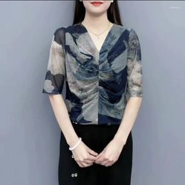 Women's T Shirts Summer Clothing 2023 Slim Thin Spliced Gauze Temperament Casual All-match Folds V-Neck Commute Korean Version Blouse