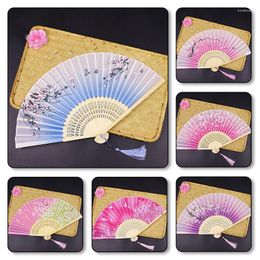 Decorative Figurines Hand Fold Fan Bamboo Wood Flower Japanese Chinese Artificial Pink Pai Weddding Girl Man Dance Decorate Home