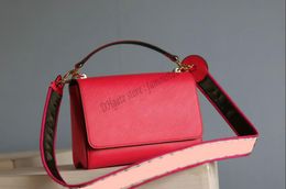 2023 The New Top Ladies Twist Medium Handbag Handbag Fashion Designer Bag Famous Messenger Bag Shoulder Pure Leather Wallet