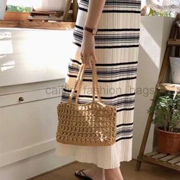 Totes 2023 New Copper Coin Button Handmade Cotton Medium Empty Handbag Lined Woven Bag Handmade Mesh Cut Straw Bag Casual Woven Bag caitlin_fashion_bags