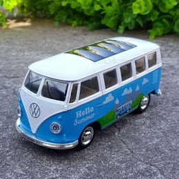 Caipo 1 30 Volkswagen VW T1 BUS Alloy Model Car Toy Diecasts Metal Casting Sound and Light Car Toys For ldren Vehicle T230815