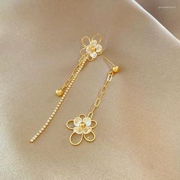 Stud Earrings 2023 Personality Asymmetric Cute Flower Women's Luxury Temperament Fashion Simple All-match Jewellery Gift Trend