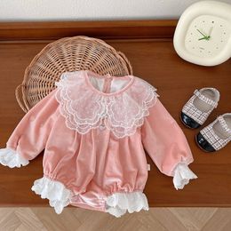 Rompers Princess born Baby Girl Autumn Romper Long Sleeve Lace Collar Loose Bodysuit Playsuit Outwear Birthday Party Clothes For 0 2Y 230814