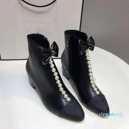 Women Boots Black And White Fashion Leather Pearl Chain TasselBoots Chunky Heel Short Boots Autumn Winter Classic Colour Blocking Wamen Zip