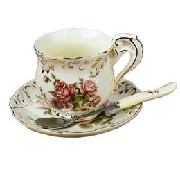 Mugs European Porcelain 3piece Creative Bone China Chinese Coffee Cup Plate Afternoon Tea 200ML 230815