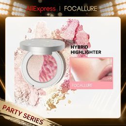 Body Glitter FOCALLURE Face Bronzers Highlighters Palette Longlasting Ultralightweight Smooth Texture Powder Makeup Women Cosmetics 230815