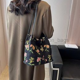 Totes Luxury Brand Big Flower Handbag 2023 New High Quality Fabric Women's Designer Capacity caitlin_fashion_bags