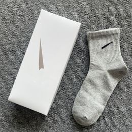 socks for Men Women sock designers Five pairs in a box of stylish sports letter N printed socks embroidered pure cotton breathable