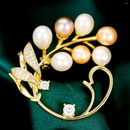 Brooches Elegant Pink White Colour Freshwater Natural Pearl Garland Brooch Fashion Temperament Ound Pin And For Women Accessories