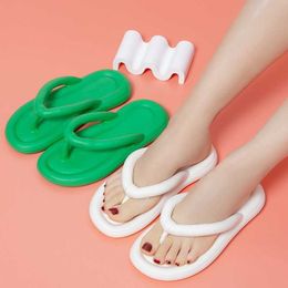 Slipper Holiday Summer Slippers Women Flip Flops Beach Sandals Non-Slip Casual Flat Shoes Indoor House Shoes For Women Outdoor