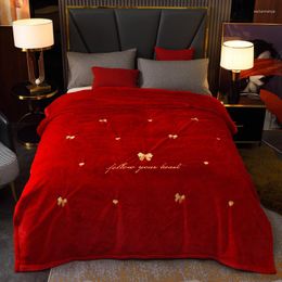 Blankets 4kg Warm Blanket For Winter Imitation Of Hair Yarn Heart Shape Weighted Bed Cover Soft Velvet 78"x90" In China
