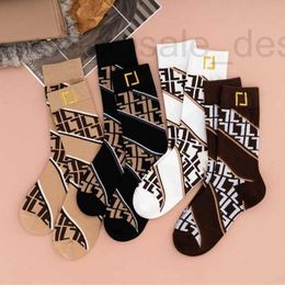 Socks & Hosiery Designer FF letters embroidery cotton sock women ins trend mid-calf socks Hong Kong style retro stacked stockings leisure VBGJ