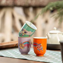 Mugs 3Pcslot Funny Tiger Chinese Green Tea Cup Ceramic Orange Kung Fu Teacup Purple Beautiful Cartoon Teaware A Of Ceremony 230815