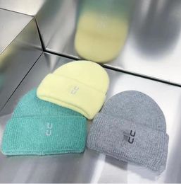 Knitted Hat Women's Autumn and Winter Casual All-Matching Woollen Hat Letters Warm Beanie Hat Fashion Face-Showing Pouch Caps