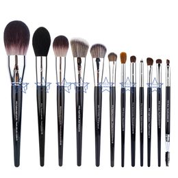 Makeup Tools 12Pcs Powder Foundation Blush Contour Bronzer Eyeshadow Smoky Liner Eyelash Smudge Brush Profession Tool Set 230816