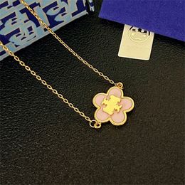 Designer Dflower Necklace For Womens Chain Jewellery Flower Necklaces Stainless Steel Gold Jewelrys Letter Classic Necklaces Black Necklace