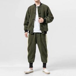 Mens Tracksuits Chinese Style Winter Cotton Thicken Baseball Uniform Suit Retro Large Size Wool Causal Loose Jackets Trousers Male Clothes 230815