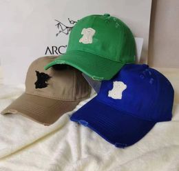 Simple Baseball Caps for Men and Women Foreign Trade Korean Style Internet Celebrity Versatile Face-Looking Small Peaked Caps