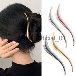 New 2023 Simple Trend Metal Gold Silver Color S Shaped Hair Claw Clips And Pins Buckle Hairpin for Woman Headwear Accessories x0817