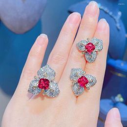 Cluster Rings Luxury Chic Rose Red Crystal Ruby Emerald Gemstones Diamonds Flowers Earrings For Women White Gold Filled Fine Jewelry Set