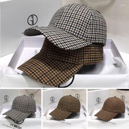 Ball Caps Men Women Summer Breathable Retro British Baseball Cap Fashion Casual Khaki Houndstooth Visor Lightweight Sports