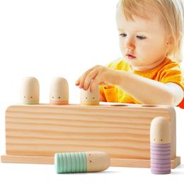 Sportspielzeug Holz kleiner Mann Spielzeug Farberkennung Baby Spring Hand- und Fußkoordination Geschenke 230816