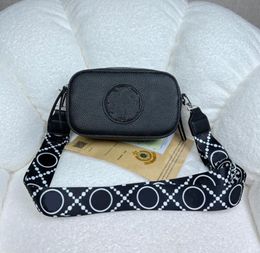 Retail Women Designer Bags New 2023 Small Bag Trend Letter Single Shoulder Crossbody Messenger Bag dhgate bag box