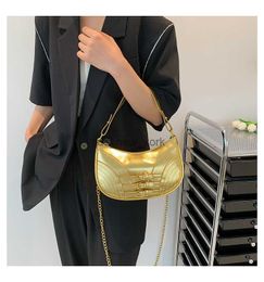 Hobo Glossy PU Shoulder Bag 2023 Fashion Purse Clutch Chain Crossbody Bags Shoulder Tote HandBag with Zipper Closure for Women HKD230817