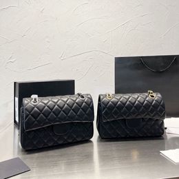 Luxurys Tote Tasarımcı CF Çantalar Çanta Kadın Çanak Çantalar Elmas Kafes Debriyaj Flap El çantası Klasik Moda Seyahat Crossbody Yaz Omuz Cüzdan Cüzdanlar