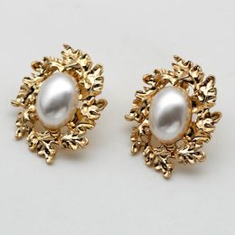 Backs Earrings Imitation Pearl Textured Metal For Women Vintage Design Leaves Clip On Non-piercing Styles Fashion Jewelry Party MQ035