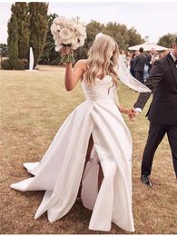 2023 Ivory Side Split A Line Wedding Dresses Sweetheart Neck Bridal Gowns Plus Size Sweep Train Satin Vestido De Novia