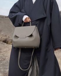 고품질 패션 Numero Nano Un 9 화장품 가방 여성 정품 가죽 탑 핸들 크로스 바디 Totes Bag S Designer Mens 대도시 클러치 숄더 백