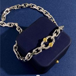 Nuovo nodo a catena alla moda progettata collana spessa uomo punk hip hop anello di interblocco della catena di interblocco Donne Bracciale Designer Gioielli T200