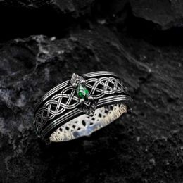 Band Rings Vintage Green Zircon Inlaid Celtic Knot Witch Knot Ring for Men Women Ring of Protection Hip Hop Rock Jewellery Accessories J230817