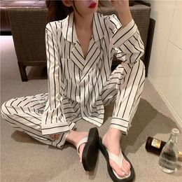 Women's Sleepwear Net Red Pajamas Long-sleeve Vertical Stripes Simple Fashion Suit With Pocket Bathrobe Loose Home Service Sexy