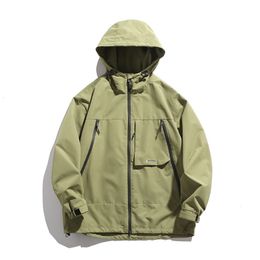 Men's Jackets Outdoor Waterproof Windproof Jacket Autumn And Winter Loose Hooded Windbreaker 230816