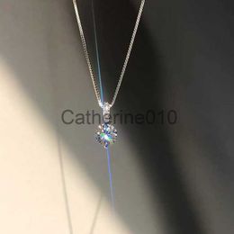 Pendant Necklaces New Shine Zircon Geometric Pendant Necklace Silver Colour Clavicle Chain Women Fashion Jewellery Gift J230817