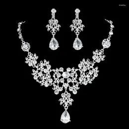 Necklace Earrings Set Bridal Wedding Luxurious Crystal Adorned Jewellery Three Piece Party Accessories