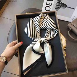 Scarves New women's silk scarf luxury silk high temperament soft fashion spring and autumn neck white collar with handbag head scarfs 70x70cm Z230817