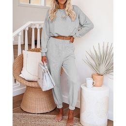 Womens Two Piece Pants 2 Outfits Long Sleeve Drawstring Crop Top and High Waist Pocketed Joggers Casual Sweatsuits Set 230817