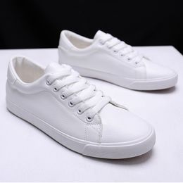 Dress Shoes Spring Summer Flat Mens Fashion Sneakers Soft Casual Brand Male White Shoes Street Style 230816